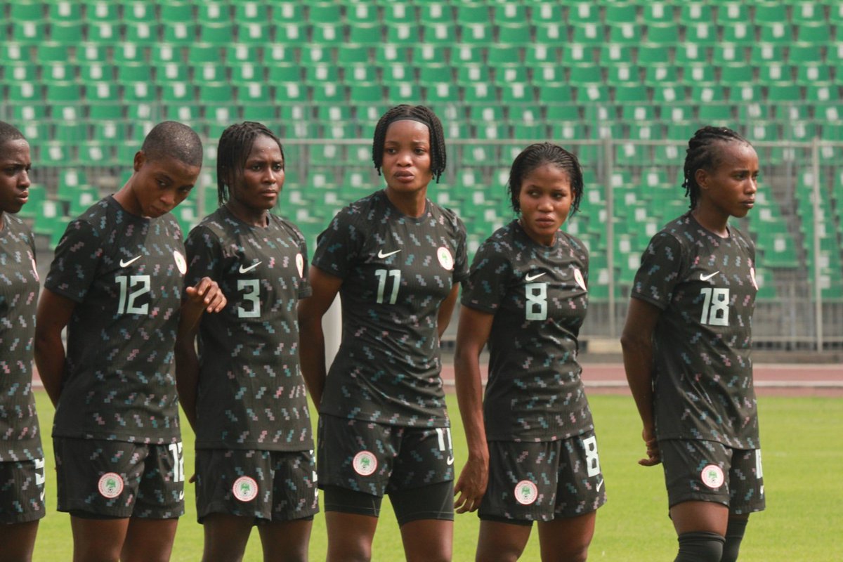OlaThrill's tweet photo. 🚨M A T C H D A Y!
Nigeria 🇳🇬 🆚 Central African Republic 🇨🇫
First leg ended 6-0 in favour of the Super Flamingos.
4pm today!
🏟 Moshood Abiola Stadium, Abuja
#CAFU17WWC #U17WWCQ #NGACAR https://t.co/typOE0iMKb