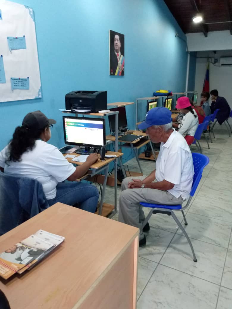 En estos 25 años de revolución #Infocentro ha sido pilar fundamental para la democratización de las TIC #FebreroRebelde