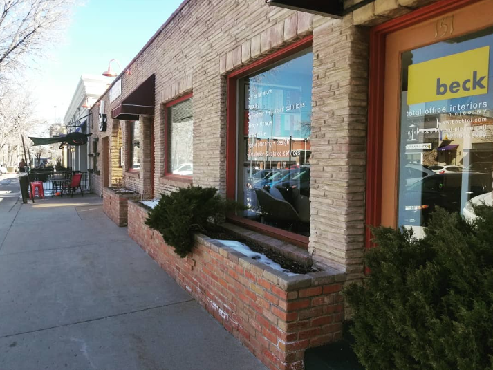 BeckTOI's tweet photo. Even though it doesn't necessarily LOOK like the first day of spring (do you see that snow?!) it sure FEELS like a gorgeous spring day here in Old Town Fort Collins. Come check us out at our NEW showroom location! 151 W. Oak, Ste. 115. https://t.co/T9YLHOieQP