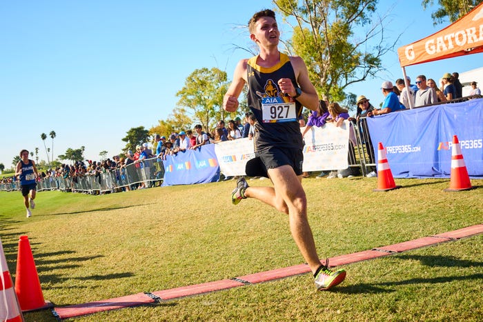 Chino Valley XCTF (@chinoxctf) on Twitter photo Jonah Pearson from North Phoenix Prep signs at University of St. Thomas in Minnesota.
<a href="/MileSplitAZ/">Ⓜ️ileSplit Arizona</a>
AZCentral Jonah Pearson from North Phoenix Prep signs at University of St. Thomas in Minnesota.
<a href="/MileSplitAZ/">Ⓜ️ileSplit Arizona</a>
AZCentral