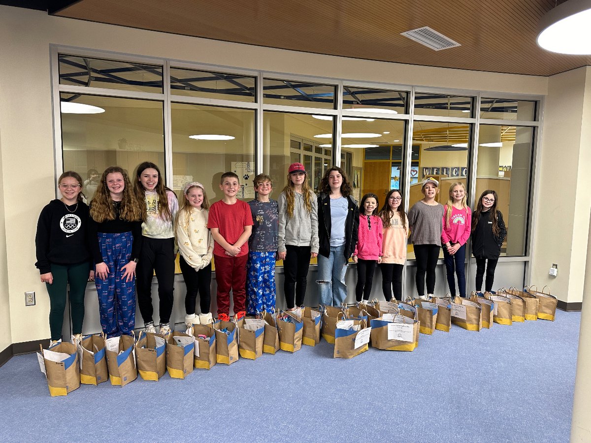 Katy_Lumb's tweet photo. Elementary PROUD Ambassadors helping get us organized and ready for our @WeAreGananda #RAOKday celebration next week! 💙🩵🤍 #RAKweek #MakeKindnessTheNorm #BeKind #joyfulleaders #GanandaPROUD @RAKFoundation https://t.co/22TmUVKTVX