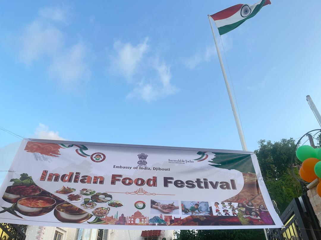 indiaindjibouti's tweet photo. As part of Promotion of Cultural Ties with the Diaspora #PCTD, Embassy hosted an #IndianFoodFestival at its premises. Indian Restaurants &amp; homemakers enthusiastically prepared &amp; served famous fares of Indian cuisine. It was well attended by over 200 Indians &amp; Friends of India, https://t.co/6rz6U7v0L2