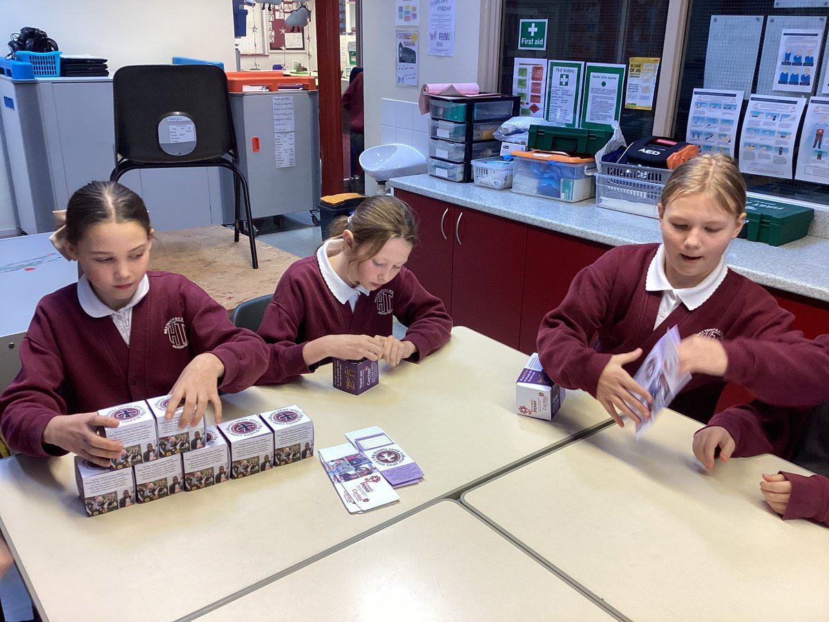 Holytrinityrc's tweet photo. The Pupil Chaplains were busy at lunch time today making Caritas collection boxes for all the children in the school. We hope you can give generously during Lent for those in need. @SalfordDiocese #caritas #lentencharity #givingalms https://t.co/MIz0HKMeDS
