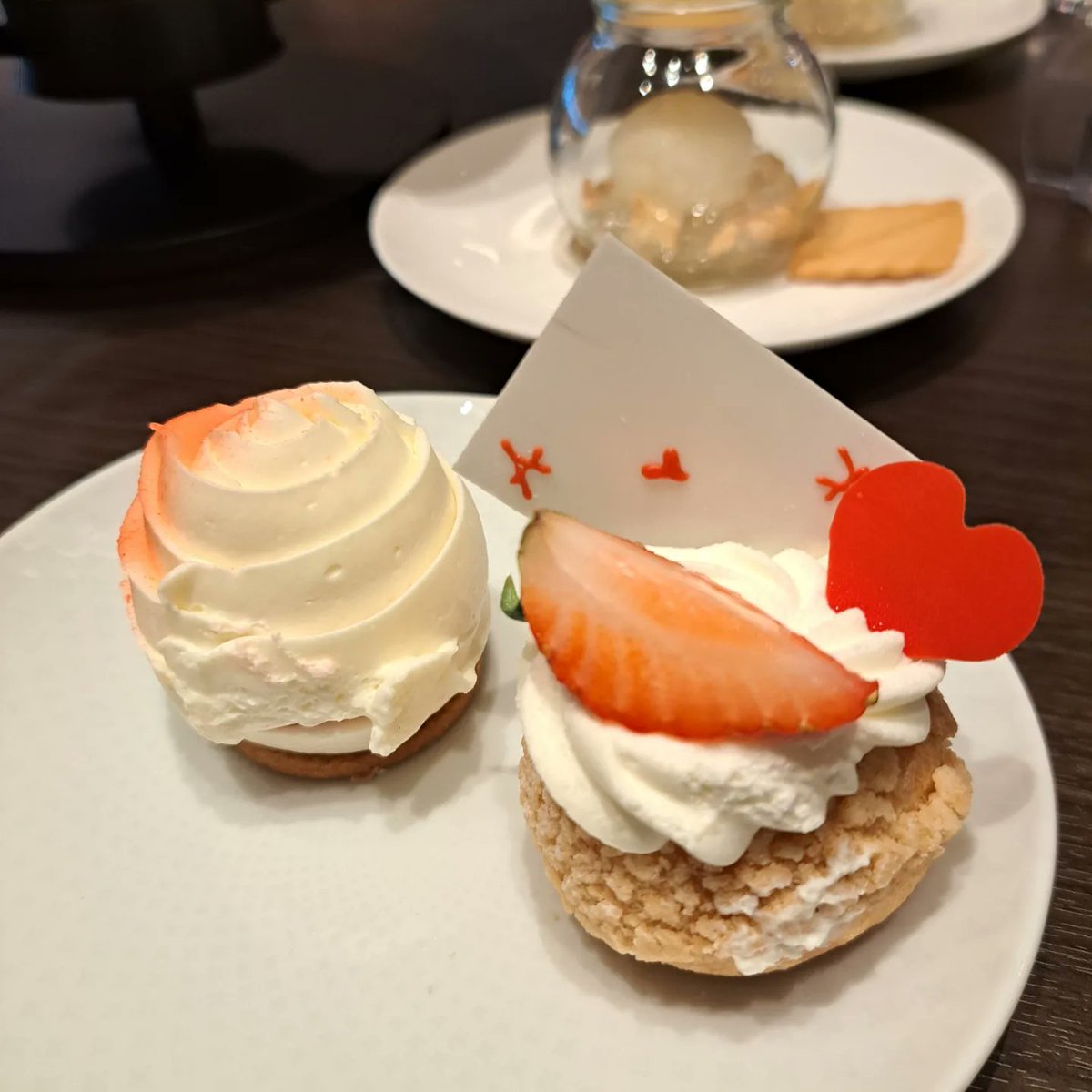 mai_Fambam's tweet photo. 芸術的可愛らしさでした
アフタヌーンティー楽しいね https://t.co/kLvJvkzJex