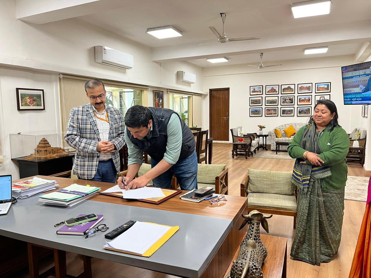 tourismgoi's tweet photo. Advancing the Vibrant Villages Programme (VVP), Ministry of Tourism has partnered with the GHE for Sustainable development & Promotion of Tourism in the First Villages of India. 

Today, a Memorandum of Understanding (MoU) was officially signed with @GHE_Connect to further this Partnership.

#vvp #bordervillages #vibrant #villages #india #development #incredibleindia

@kishanreddybjp @shripadynaik @AjaybhattBJP4UK @RKVerma_IAS @ManishaSaxena10 @PIBTour @PIB_India @incredibleindia @PIBHomeAffairs @HMOIndia @RuralTourismIND @GHE_Connect