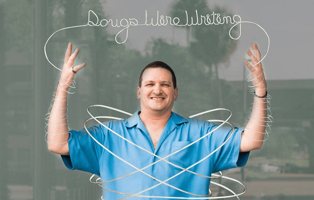 briar_cliff's tweet photo. Wire up your Friday! 

Stop by the Heelan Hall Roth Atrium today from 10 AM to 2 PM for unique, custom wire art featuring artist Doug Halper. Request shapes, self-standing names, phrases, and more! 

Learn more: https://t.co/YiURkHP2kx https://t.co/TVUrbvRplP