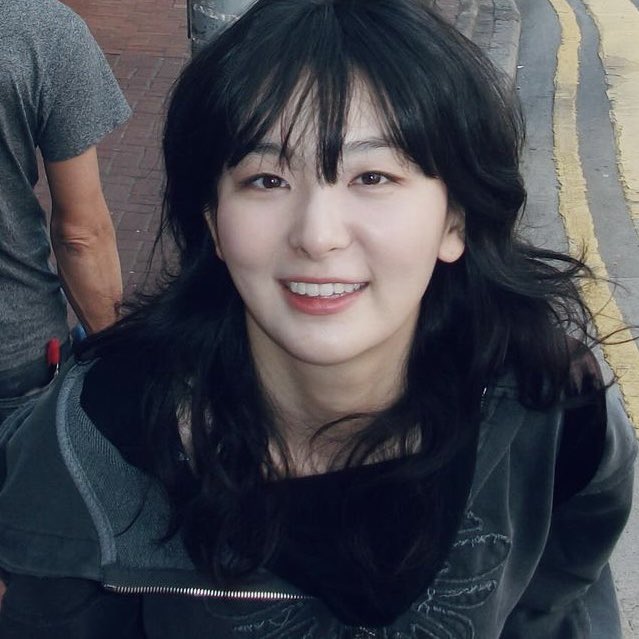 i hope you never lose that sweet smile of yours

HAPPY SEULGI DAY
#운명처럼_너와_마주한_슬탄절
#OneAndOnlySeulgiDay

#슬기 #SEULGI