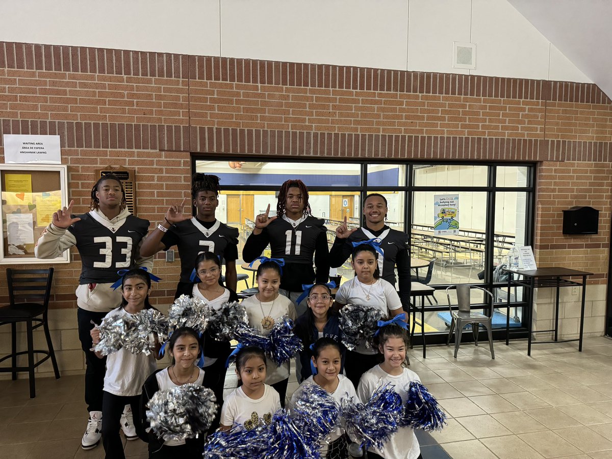 Ross Hasten (@rhasten5) on Twitter photo Thank you <a href="/LakelandES/">Lakeland Elementary</a> for allowing <a href="/LHSFball/">Lewisville Football</a> to greet Future Farmers this morning! #jerseyday #TheLew Thank you <a href="/LakelandES/">Lakeland Elementary</a> for allowing <a href="/LHSFball/">Lewisville Football</a> to greet Future Farmers this morning! #jerseyday #TheLew