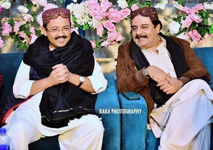 LalaTaak's tweet image. توھان جي ٽهڪن جا پڙاڏا شل ائين پختا رهن. 
 مبارکون قبلا سائين.
#PS49
#PS50