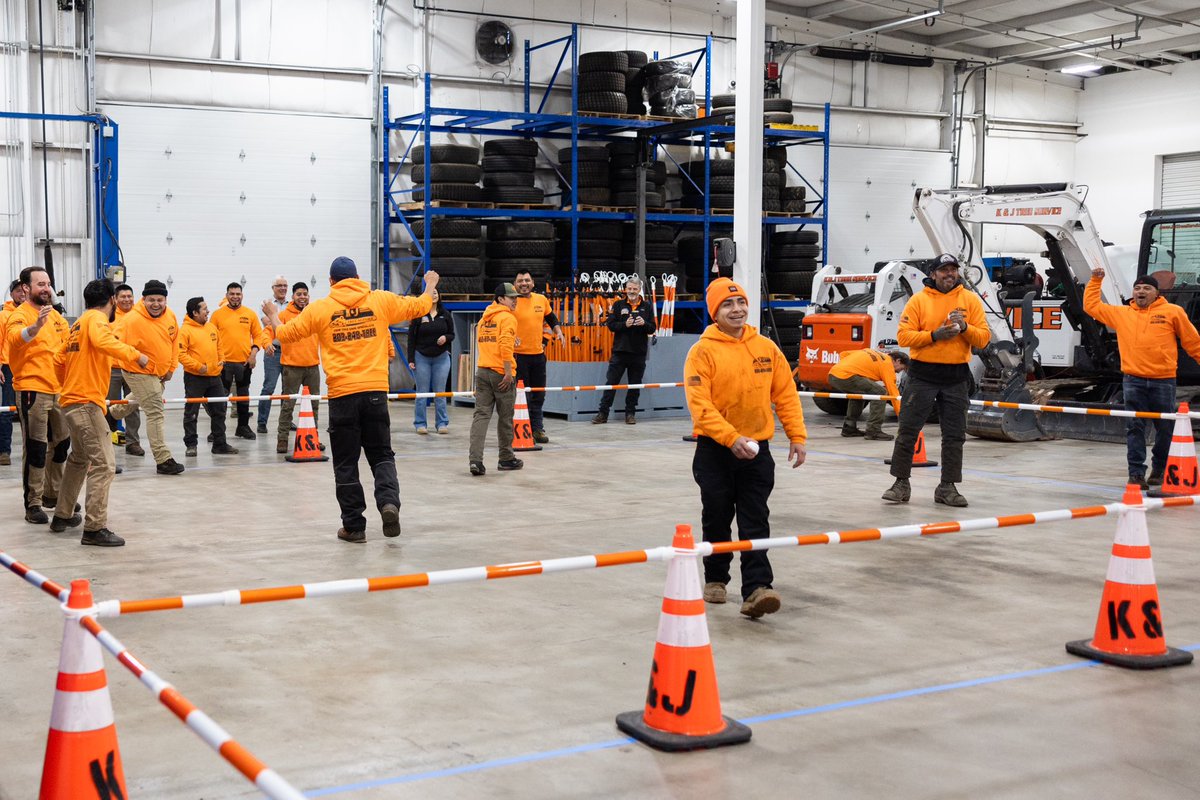 KJTreeService's tweet image. We 🧡 our K&amp;amp;J family! 
-
-
#climbtothetop #arborist #experts #treeriskassessment #Newhaven #Greenwich #fairfield #newcannan #protectyouryard #1intreecare