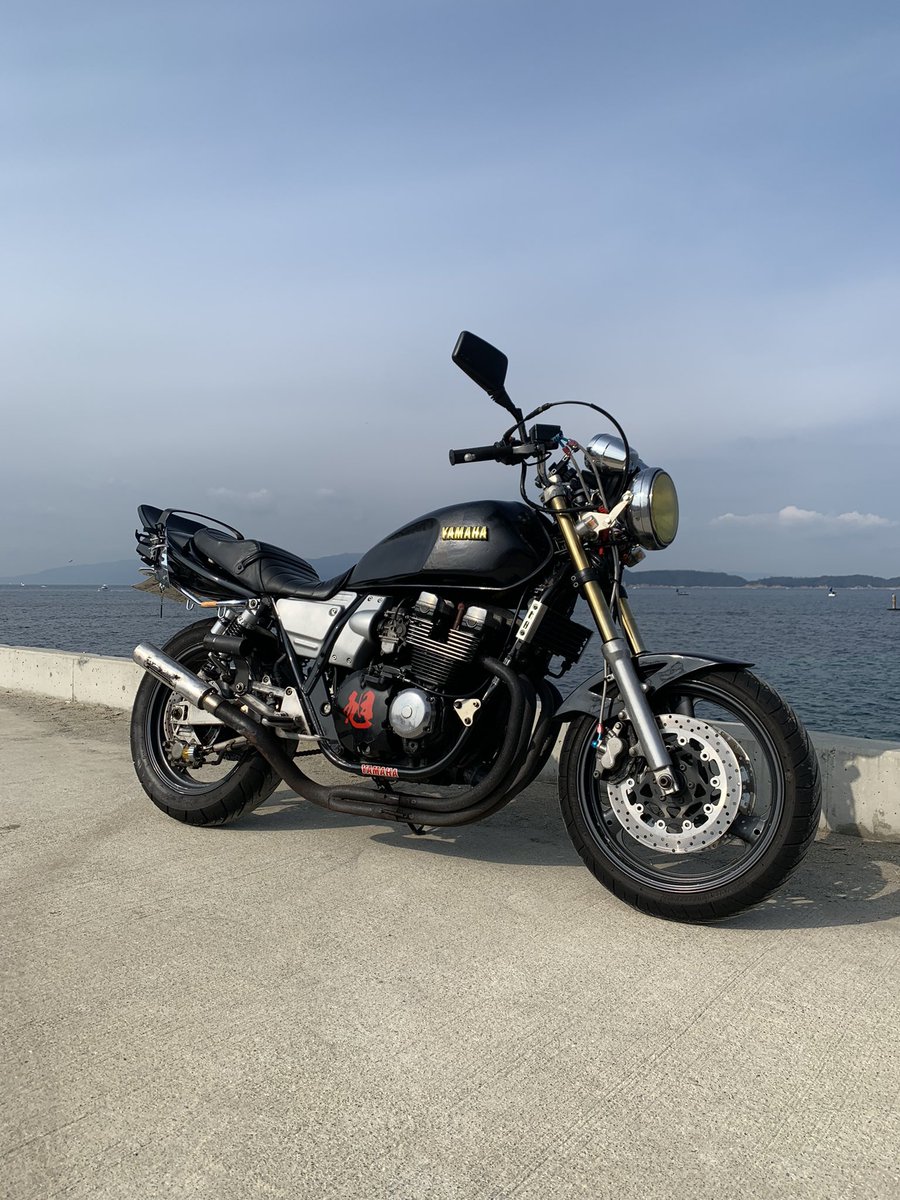 zac_ysk207's tweet photo. 名前 : よしき
年齢 : 20
住み : わかやま🍊
車種 : フィットRS,jade250,xjr400,𝐞𝐭𝐜...
#バイク乗りとして軽く自己紹介
#車乗りとして軽く自己紹介
#ge8rs #mc23 #4HM https://t.co/62XyhHpf9e
