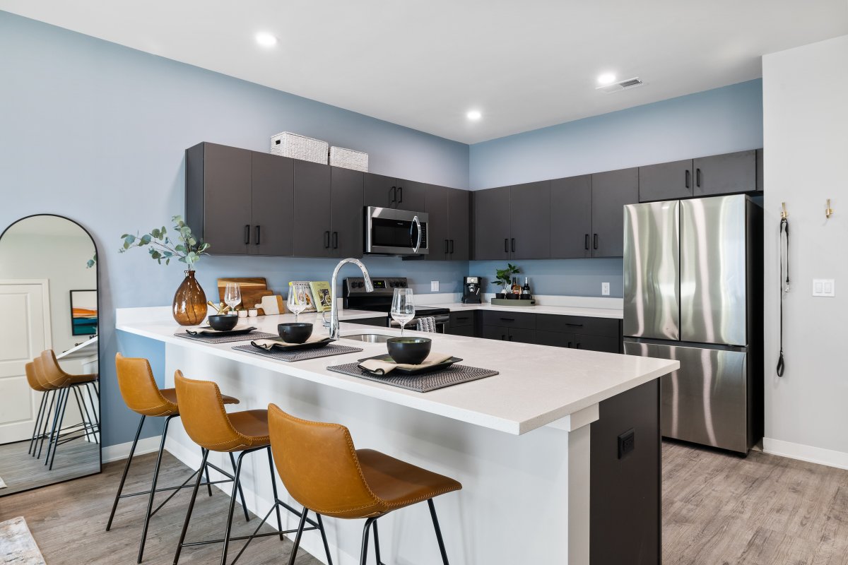 Our team celebrated the ribbon cutting for The Vale, a brand-new 70-unit multifamily community in Allendale, NJ. Read more on our website: ow.ly/38bo50QzBBr

#TheVale #MultifamilyCommunity #RibbonCutting #AllendaleNJ