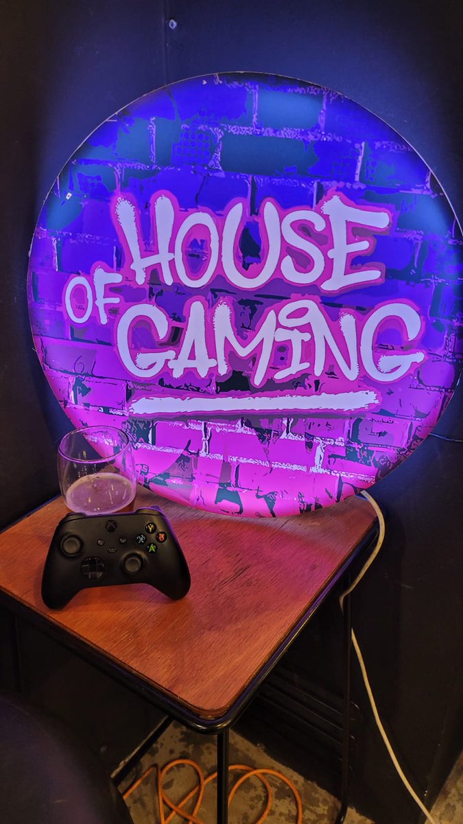 Mañana hay House of Gaming!

Y en este caso va a ser especial porque a las 12 vamos a recibir el cumple de nuestro querido <a href="/tomradero/">Major Tom</a>! A partir de las 20hs, venite a tomar unas birras heladas, jugar unos fichinazos y festejar un nuevo level-up con nosotros!

DM por entradas!