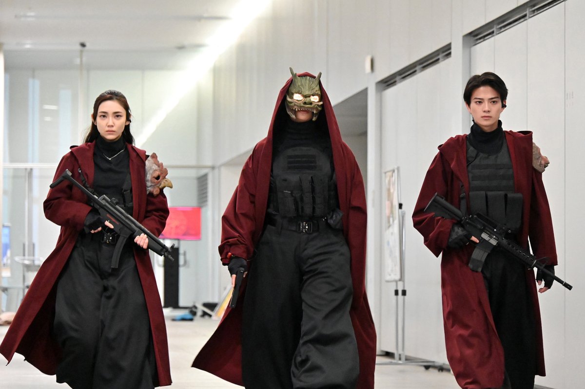 新空港占拠コスプレ 新空港占拠 【第5話】こんや10時放送！ 🎞️場面写真、解禁