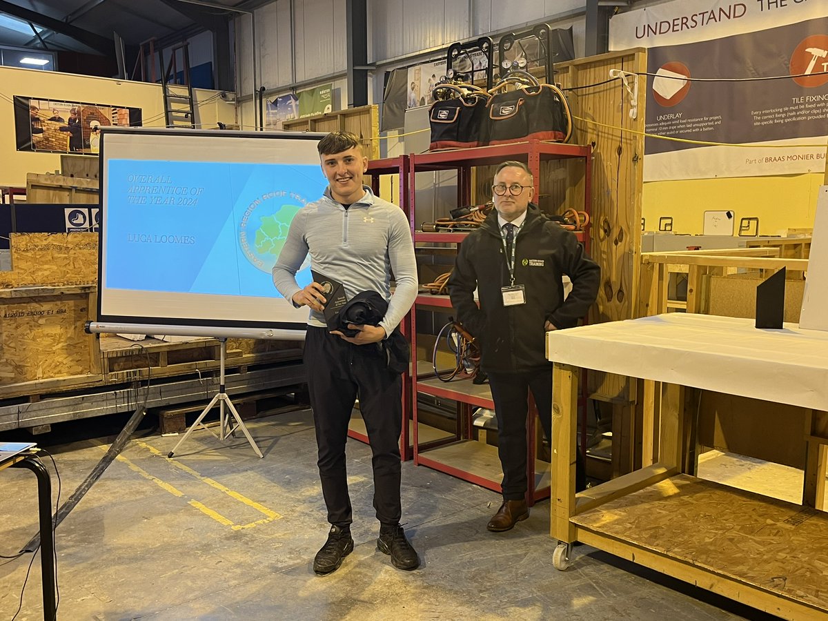 EasternRoofTraining tweet media