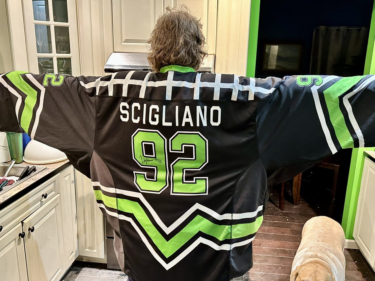 And the collection just got bigger… Thank you @Sciggs92 for taking the time to meet up to pass on this amazing @SaskRushLAX Throwback Jersey, Connor was thrilled to receive it. I guess I know what he will be wearing to the Warriors game this weekend.