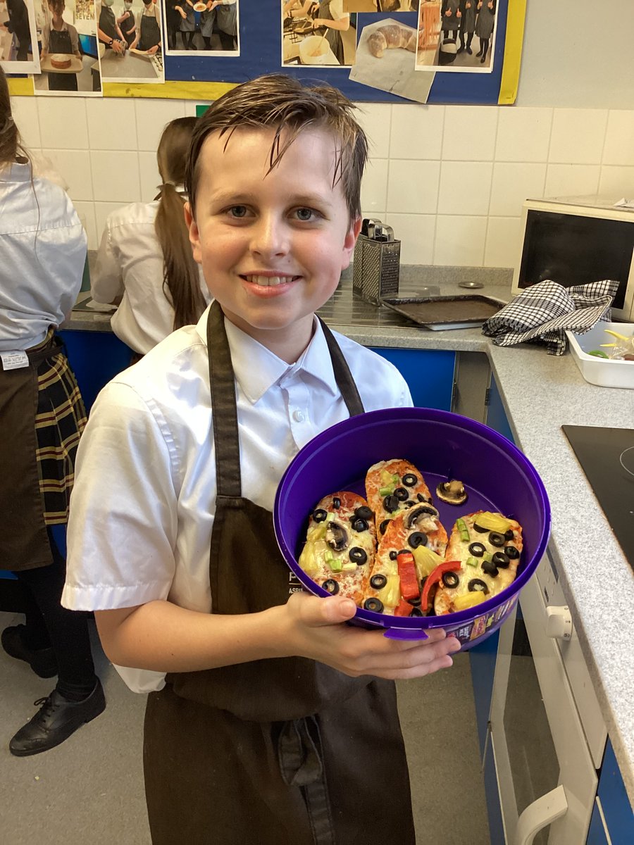 Pool Academy tweet media