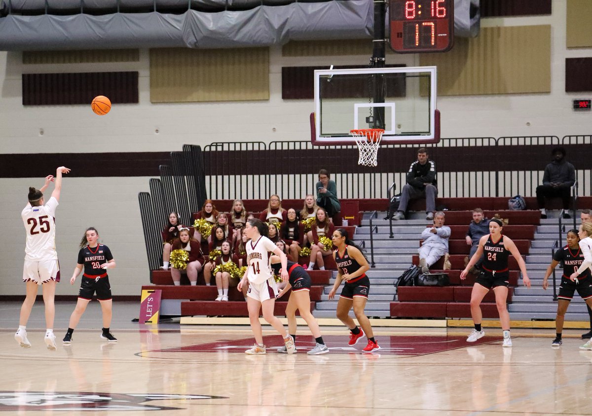 BloomsburgU's tweet image. Nelson Nights 🎉🏀🐾 #HuskyUnleashed #BloomOnward #HuskyPride #basketball 

📸➡️ flic.kr/s/aHBqjBdtTU
