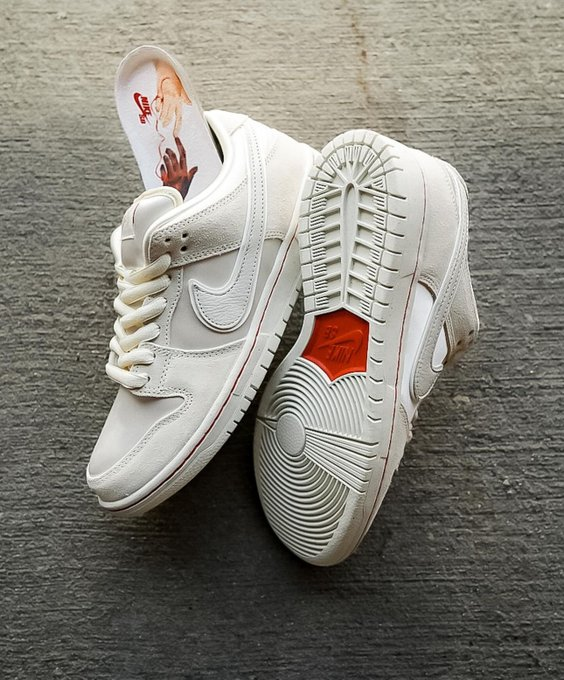 Nike SB DUNK PRM City of Love Burgundy City of Love - Nike