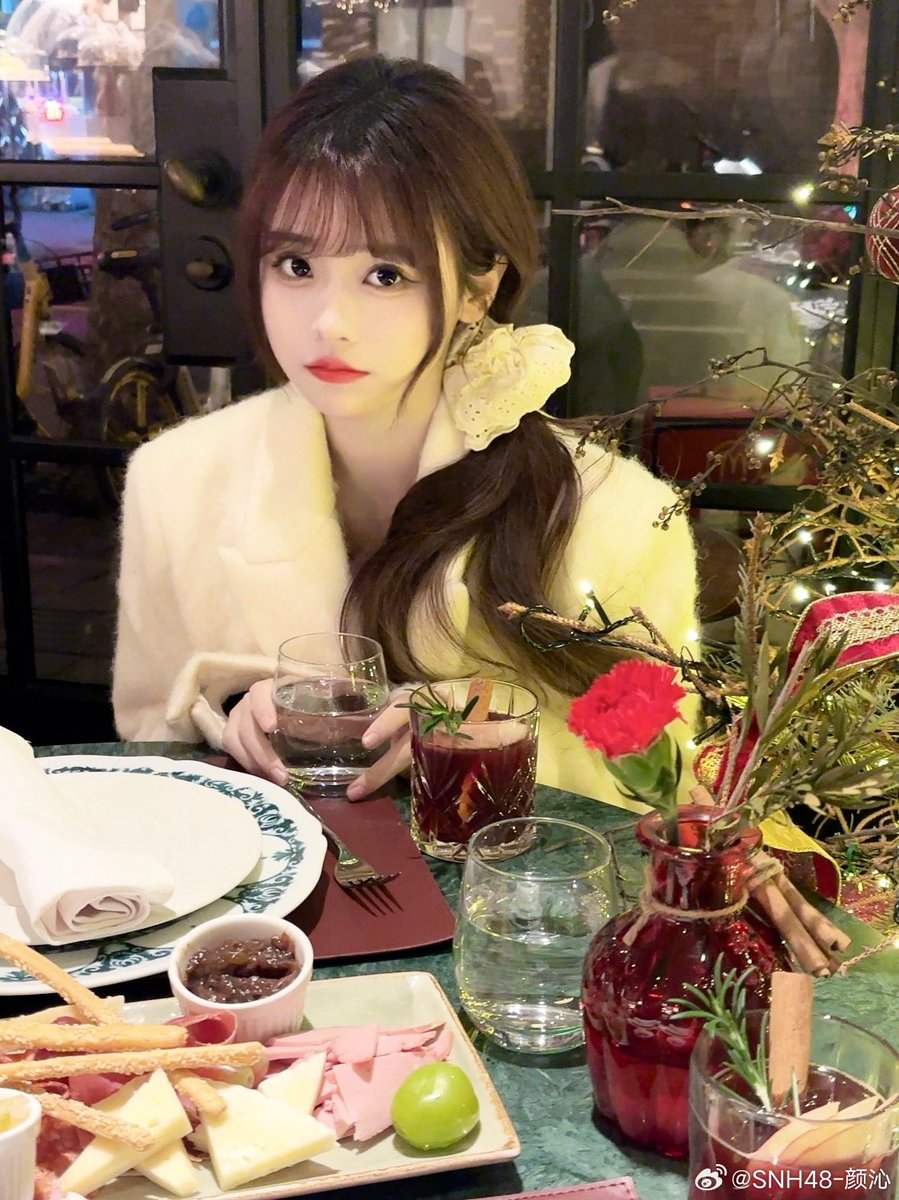 yanqinpics's tweet photo. 240209 ★ weibo update 

#颜沁 #SNH48 #YanQin https://t.co/4FmR88tZDV