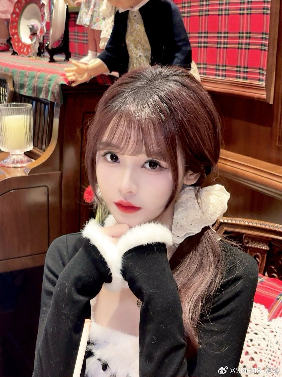yanqinpics's tweet photo. 240209 ★ weibo update 

#颜沁 #SNH48 #YanQin https://t.co/4FmR88tZDV
