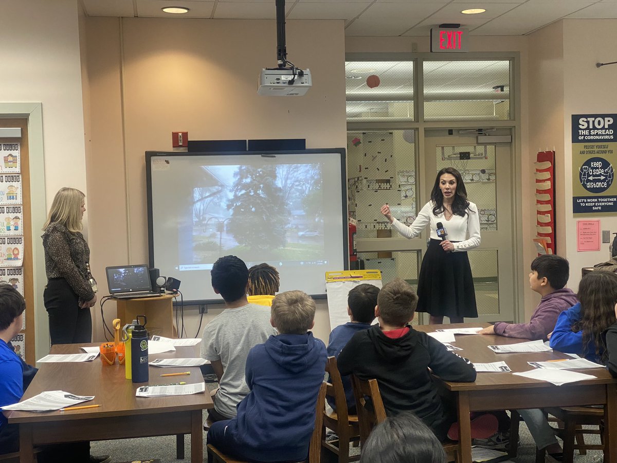 Stephanie DeLuca tweet media