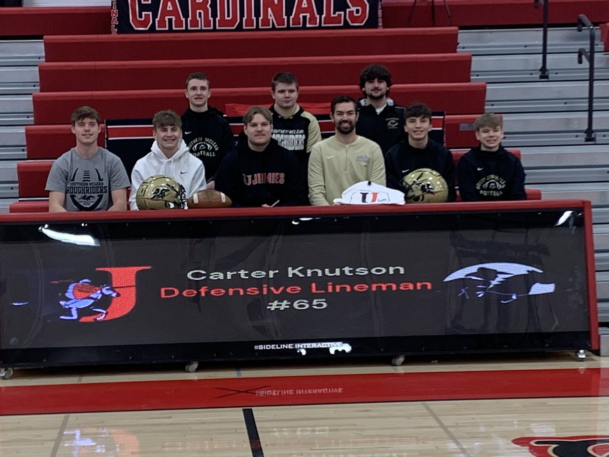 carter_k65's tweet photo. Signed and dated! 

#jimmiepride @JimmieFootball https://t.co/kuleO3znaF