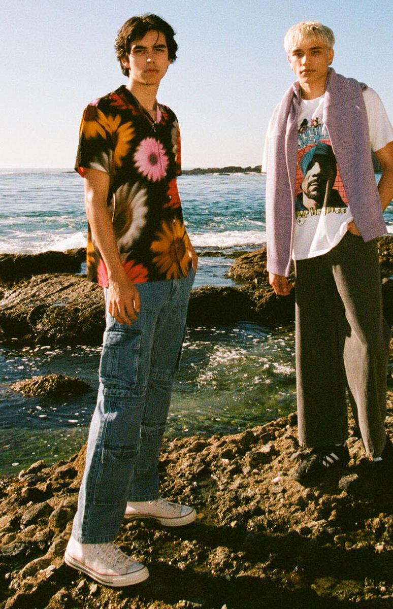 Sunny_Luna_'s tweet photo. @PacSun Spring Collection is out! Following a exciting winter season, PacSun retains their momentum with innovative and fresh designs that will make flowers bloom all spring long. Here are some of the highlights among the refreshing selection. Bravo! #PacSun 
#spring #fashion https://t.co/eepC8BI64G