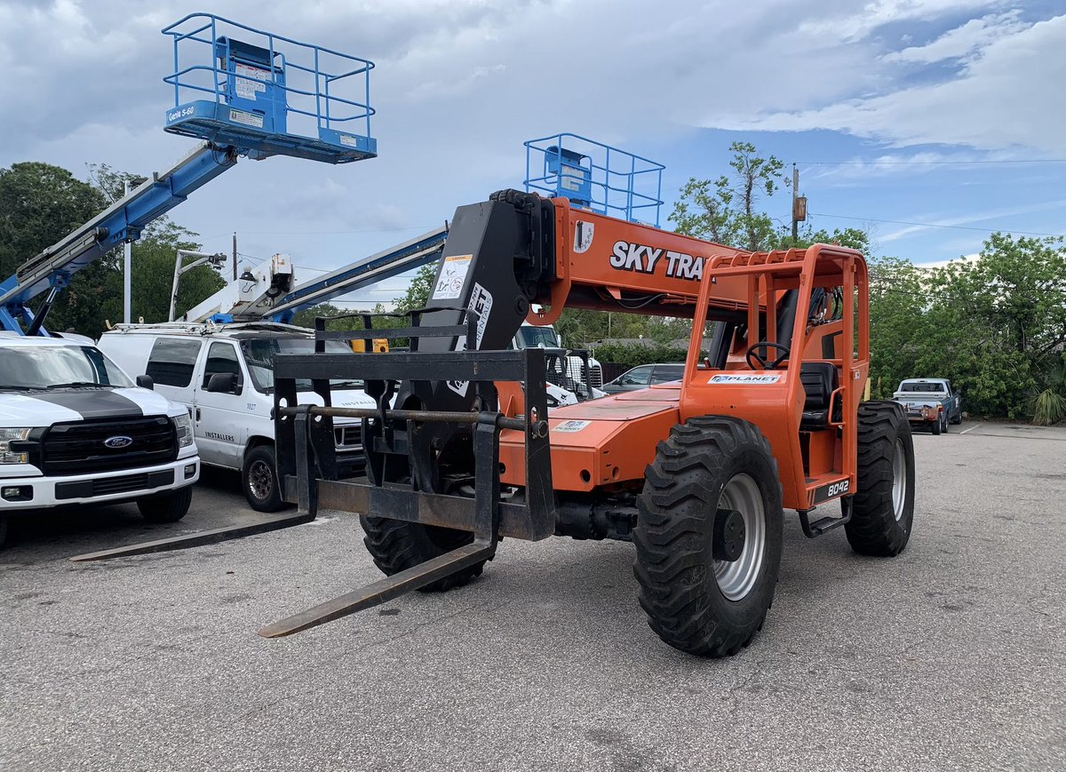eqpme's tweet image. The equipment keeps rolling in! 25 new pieces of equipment are available for rent on eqpme.com

Renting equipment online has never been this easy! Streamlining the renal process with ease. Search our marketplace for your rental! #eqpme #usa #rental #equipmentrental