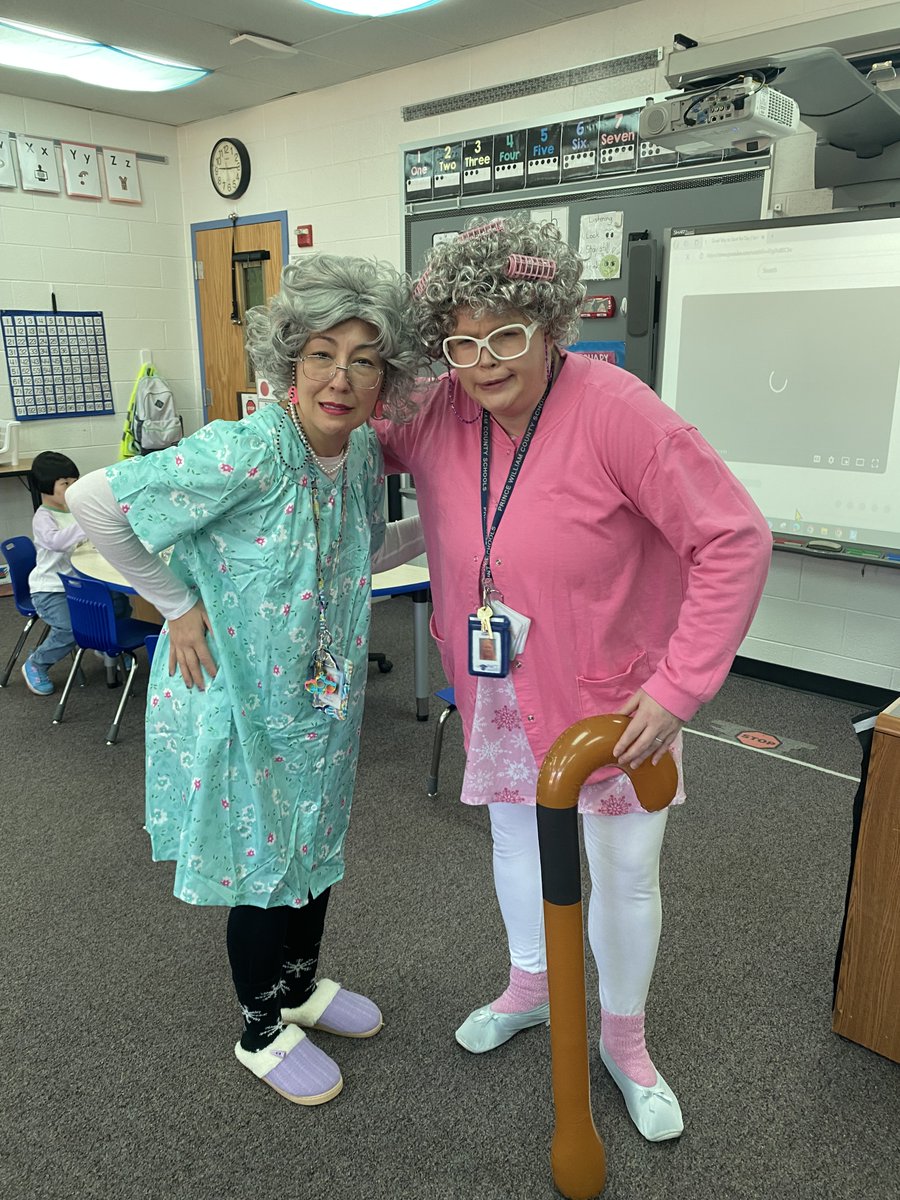 Swans Creek had a Blast on the 100th Day of School!🦢🎉💯