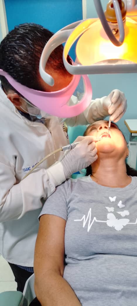 ambmativss's tweet photo. 09Enero24🇻🇪🏥Clinica Popular Tipo I Maturin Con El Servicio De Odontologia Activo, Brindando Atencion Optima A Los Trabajadores Activos De Nuestro Centro De Salud y A La Comunidad De Punto Y Circulo. #Por Un Seguro Mas Social👍👍 https://t.co/lXWZrqRe8L