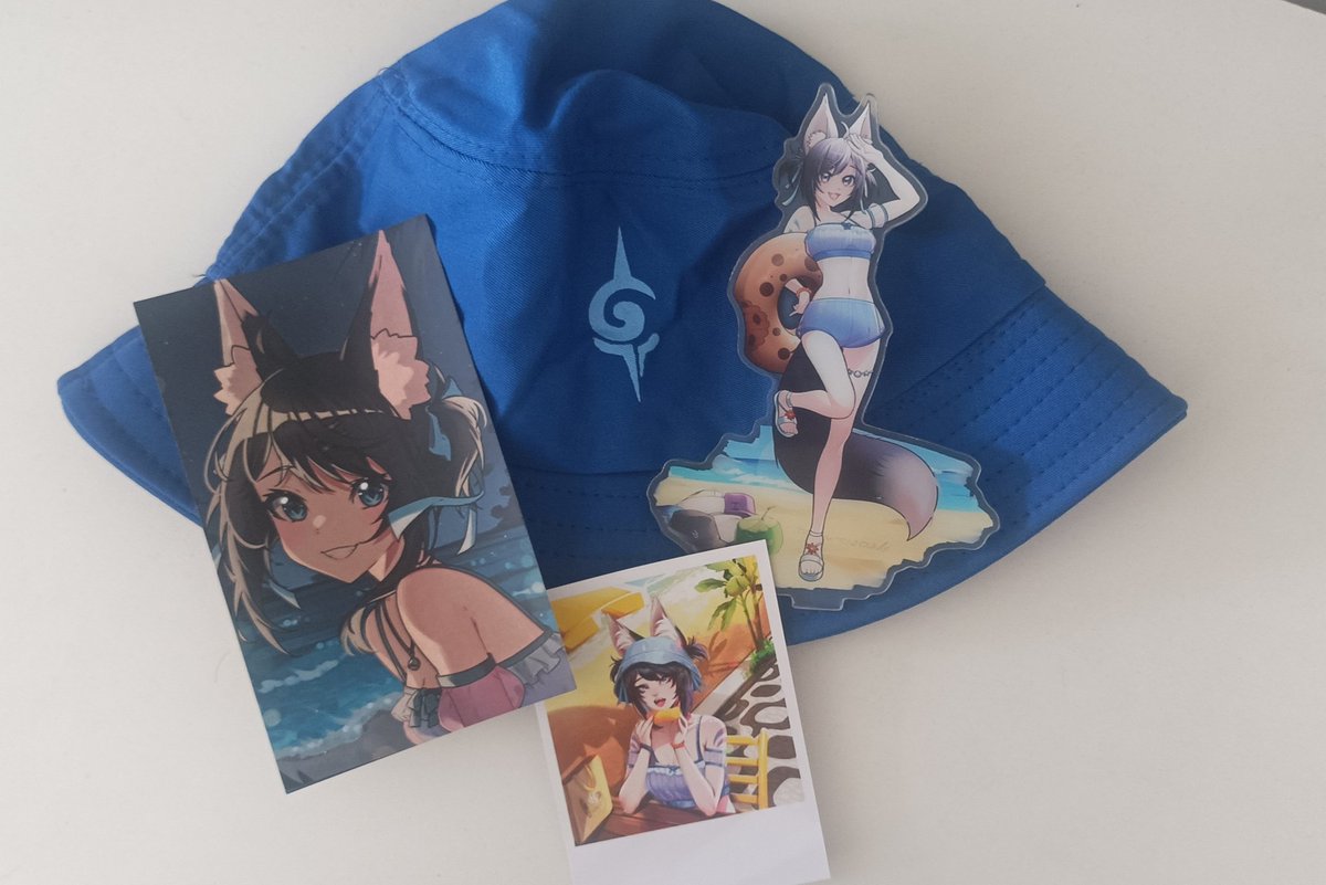 SPesk22's tweet photo. Depois de uns problemas com os correios, finalmente chegou

Muito bem feito e bonito cada produto @neobaka @Eeirisz

Já vai ficar junto das decorações da minha mesa https://t.co/XZ8j7MYmiT