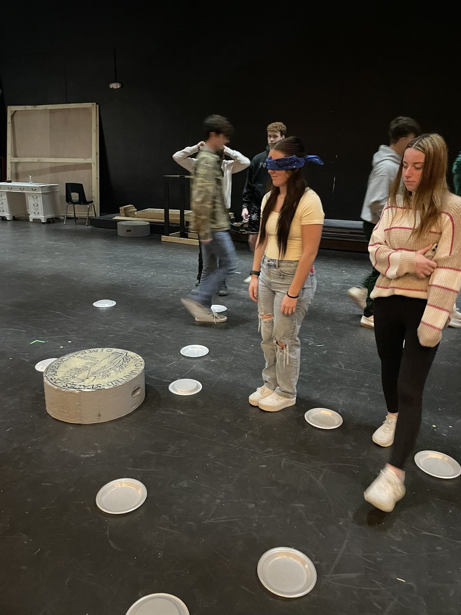 MrMicetich's tweet photo. Stage Direction Minesweeper 
Intro to Theatre students are learning about different stages and stage directions, so played blindfolded 'minesweeper' to see how well they know their stage directions. 

One partner is blindfolded and the other gives stage directions to get through! https://t.co/9NU934OyGH