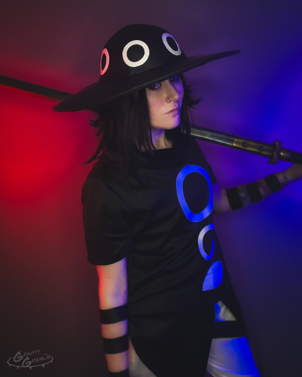 Ichi Akabane from the <a href="/netflix/">Netflix</a> anime Good Night World
-
Everything on this cosplay is handmade, from the hat to the boots.
The sword is made by <a href="/blight_fang/">Ben</a>