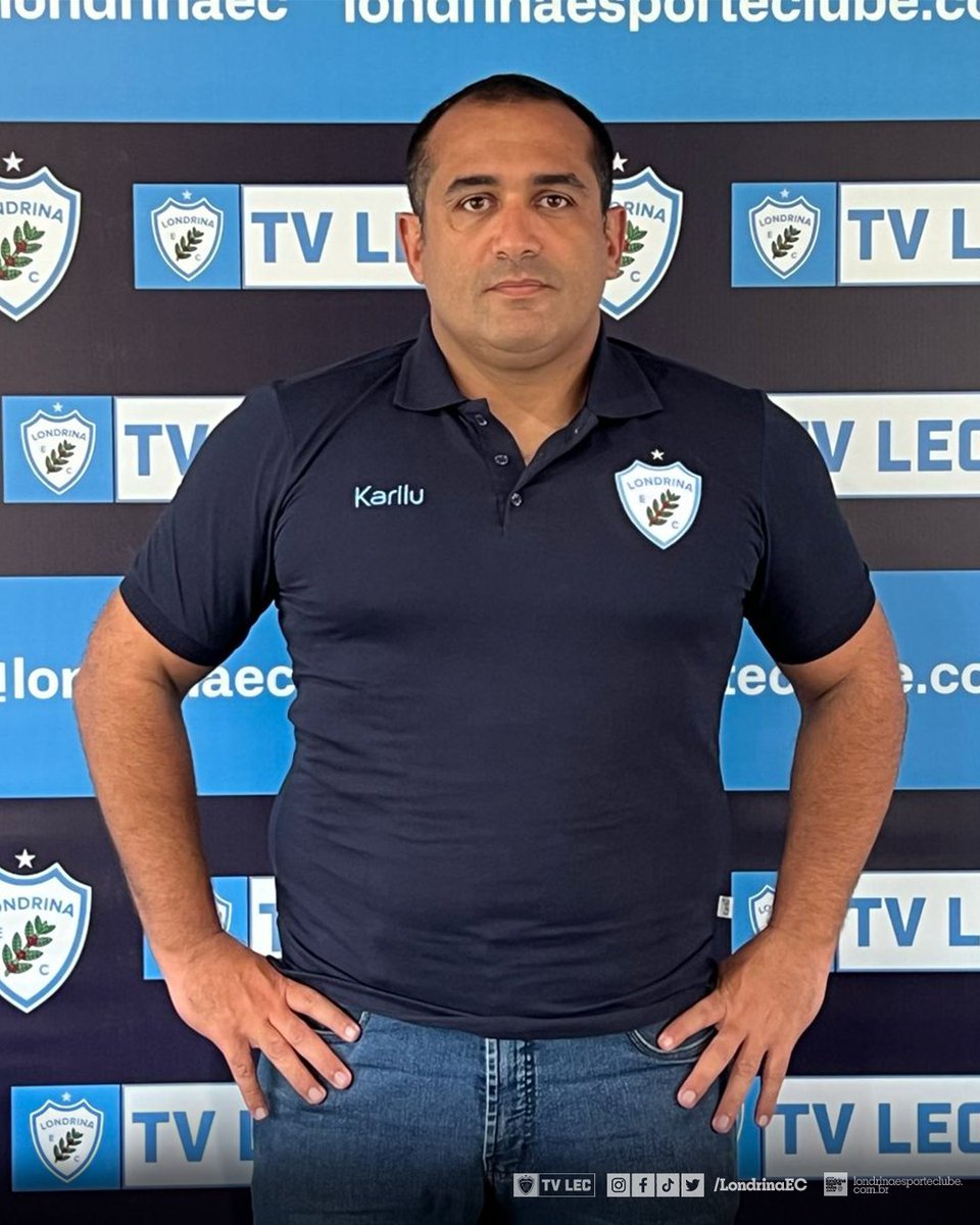 LondrinaEC's tweet photo. 🩵🦈 BEM-VINDO! Denis Alves é o novo coordenador das categorias de base do #Tubarão!
Matéria completa:
➡️ https://t.co/mvYaYoYqJy
#VamosPraCimaTubarão #LondrinaEC #LEC #CategoriasBase https://t.co/v8URsNUY2o