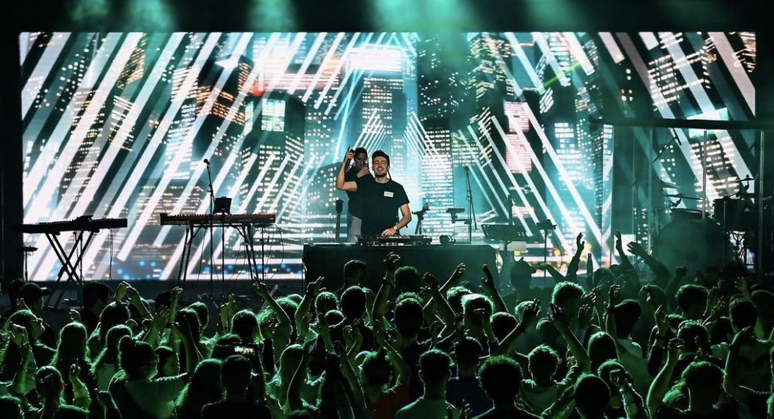 First release of the year is out! ⚡️

Have a listen here:
weplay.lnk.to/come_alive_ins…

#newmusicfriday #basshouse #edm