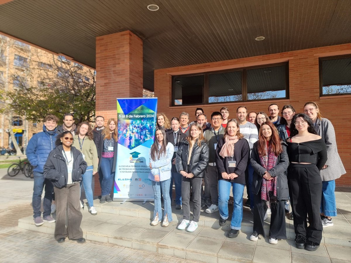 VirLhiaubet's tweet photo. Último día de la IV Edición de la Escuela Teórico Práctica de Técnicas de Fluorescencia y Fotólisis de Destello Láser organizada por el @ITQ_UPVCSIC
Disfrutando hasta el final con las prácticas, tratamiento de datos y charlas flash.
¡Muchas gracias a todos los participantes! https://t.co/1jWuJI7GXp