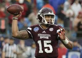 MissStateDad's tweet photo. Where does Dak Prescott rank among all time Mississippi State football players? 

#HailState https://t.co/VHcG2YNYlG