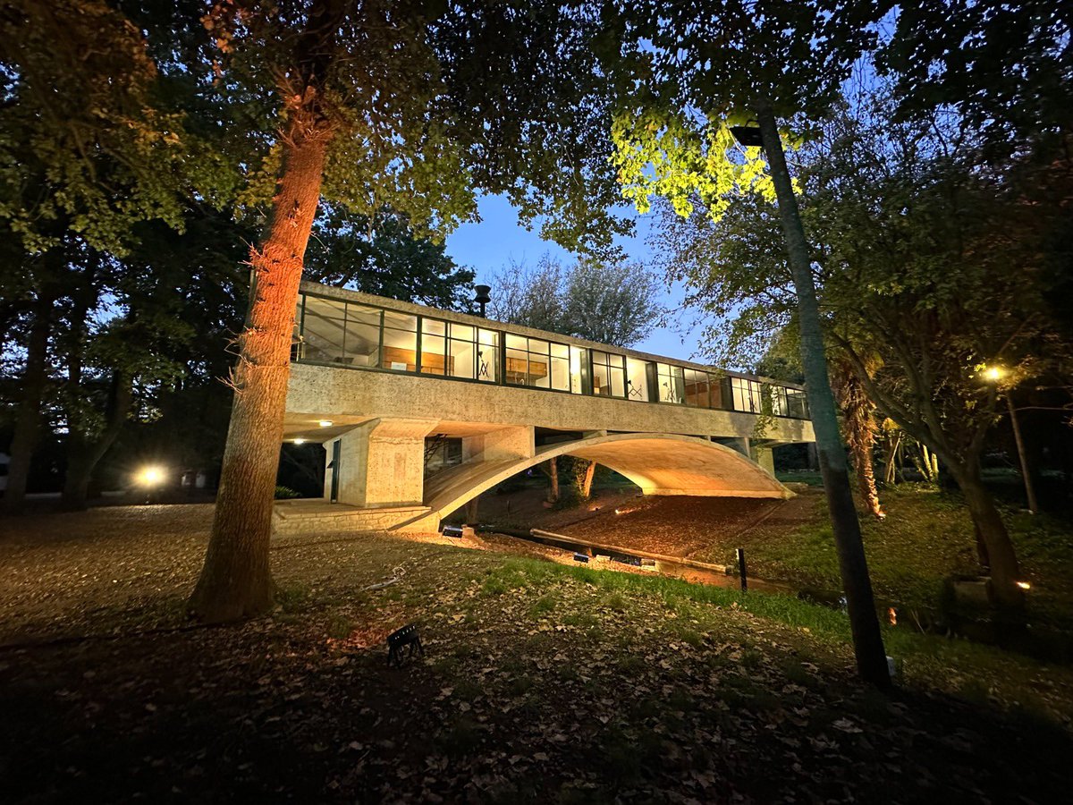 I am excited to share that the conservation mission at la Casa sobre
 el Arroyo has become the first South American modernist project to be awarded the World Monuments Fund/Knoll Modernism prize for the 2024 cycle. 
#WorldMonuments #Modernism #CulturalHeritage