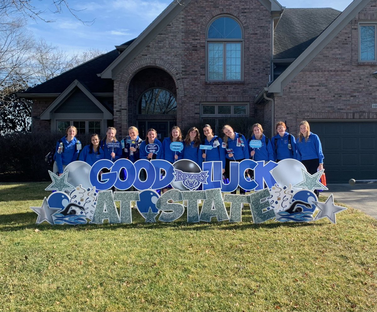 HSEAthletics's tweet photo. It’s a Great Day for a Great Day!  @hseswimdive https://t.co/L40bEs6IeY