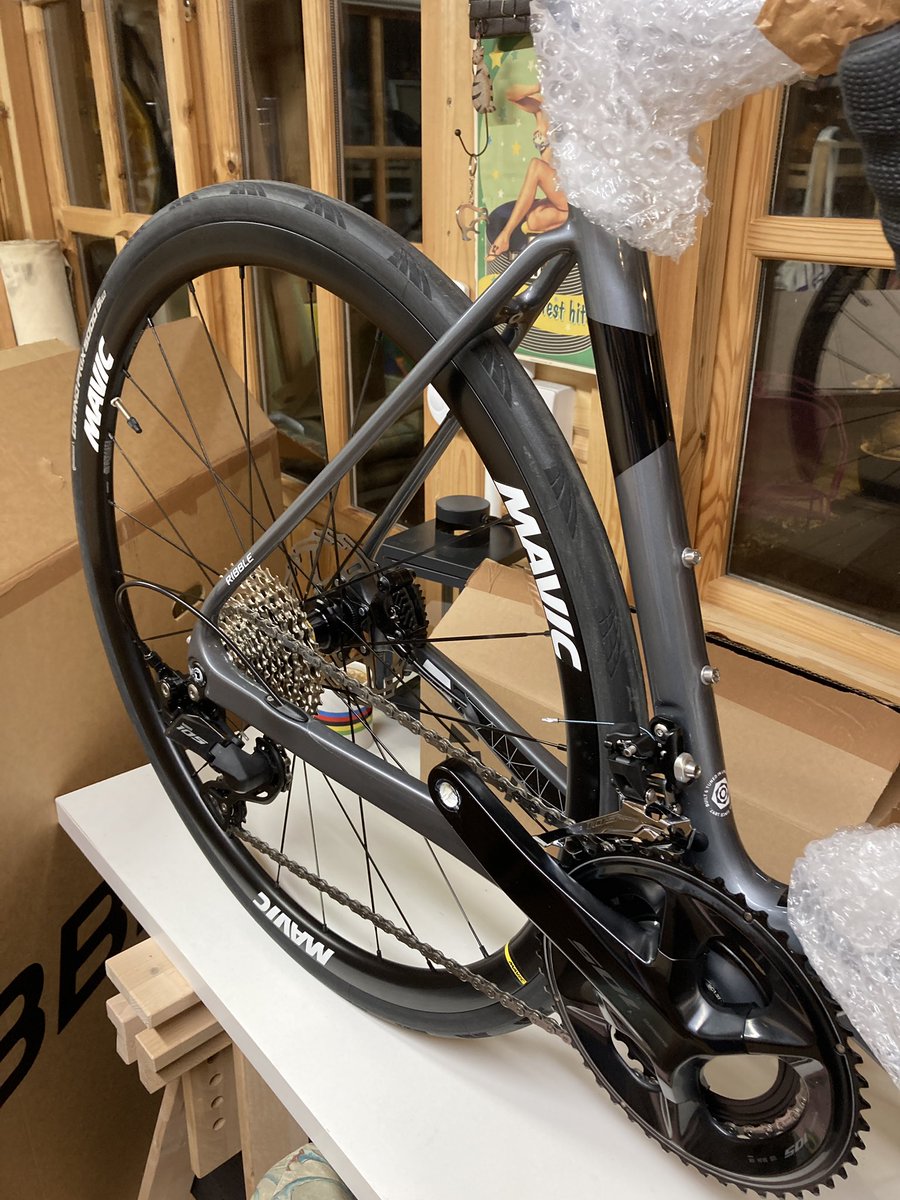 PaulOBrienArch's tweet image. Well, it’s my birthday &amp;amp; I’m very excited that it’s also #newbikeday Massive thanks to my partner &amp;amp; my sisters &amp;amp; parents for contributing a lot by way of Xmas &amp;amp; early Birthday gifts to help me buy the fanciest bike I have ever owned! It’s a @ribble_cycles R872 Carbon Road Bike.
