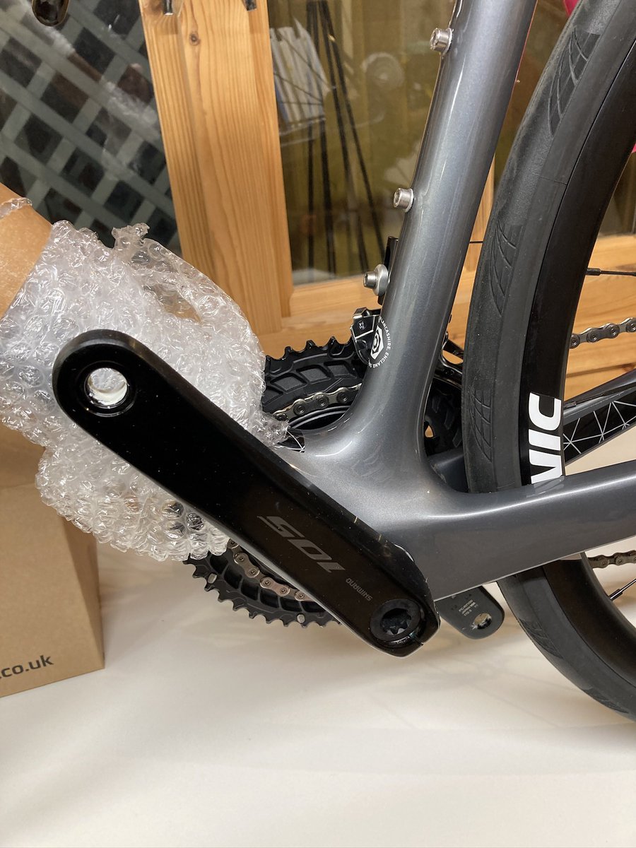 PaulOBrienArch's tweet image. Well, it’s my birthday &amp;amp; I’m very excited that it’s also #newbikeday Massive thanks to my partner &amp;amp; my sisters &amp;amp; parents for contributing a lot by way of Xmas &amp;amp; early Birthday gifts to help me buy the fanciest bike I have ever owned! It’s a @ribble_cycles R872 Carbon Road Bike.
