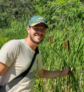 vel_mlml's tweet photo. We are so excited to welcome our new post-doctoral researcher @martin_tournier! Martin is joining us from France where he studied the diving behavior of southern elephant seals. He'll be working on the understanding habitat use of emperor penguins. Welcome to the VEL, Martin! 🐧 https://t.co/DcDHUNGFN5