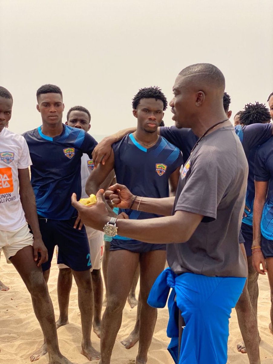 BorteyOfficial's tweet photo. Dong Bortey Jnr please the seriousness is too much 😂 https://t.co/uTI0aBBo5y