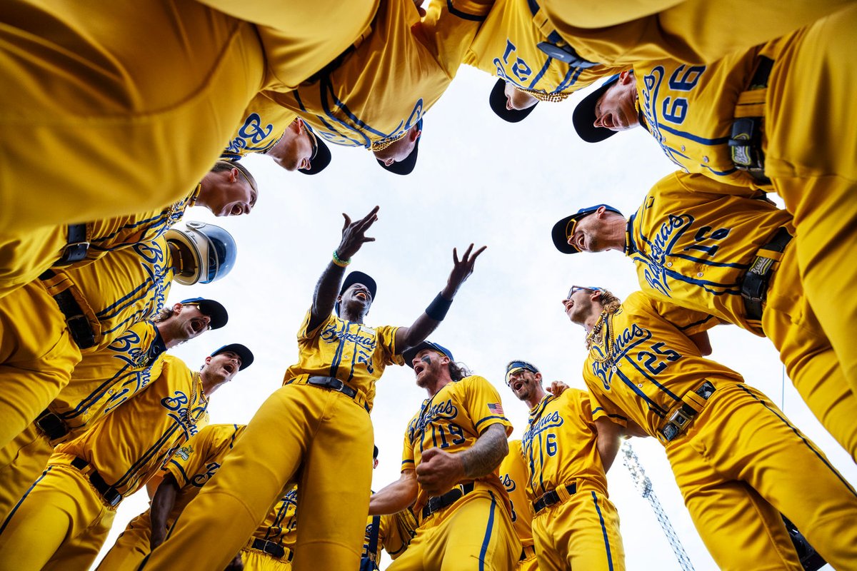 Professional Baseball Photographers' Association tweet media