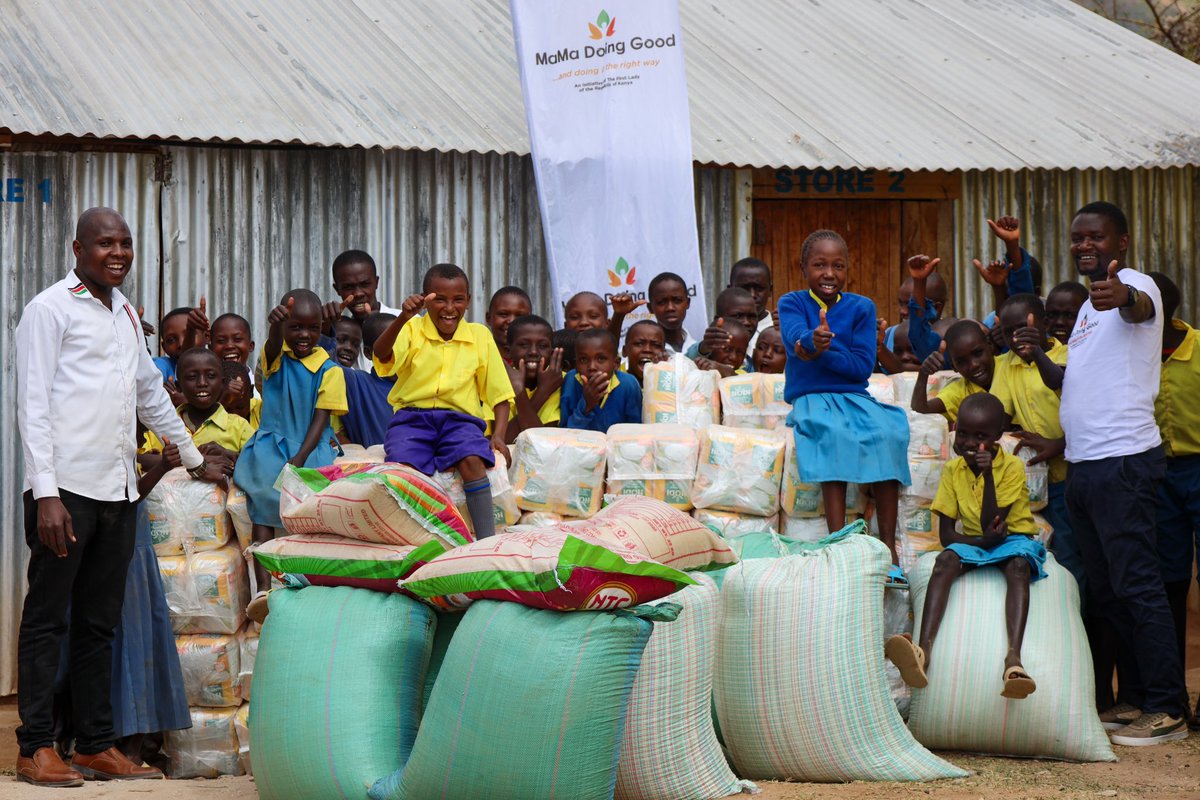 MamaFeeding's tweet photo. Our school feeding programme goes beyond providing meals for schools in marginalized communities; it is an investment in their physical, mental, and educational well-being, https://t.co/PCsrYHU1gJ