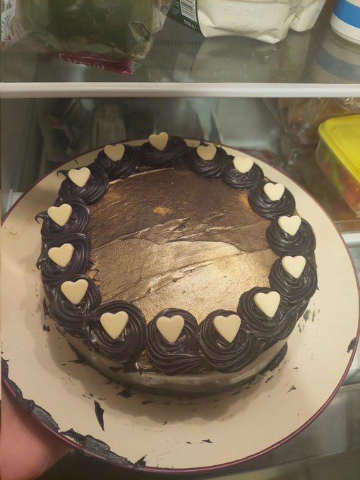 First time decorating an actual cake. 😅 Black and gold (looks brown on phone camera). Not completely<a href="/tag/twitch"class="tags"><span>#twitch</span></a><a href="/tag/eldenring"class="tags"><span>#eldenring</span></a>