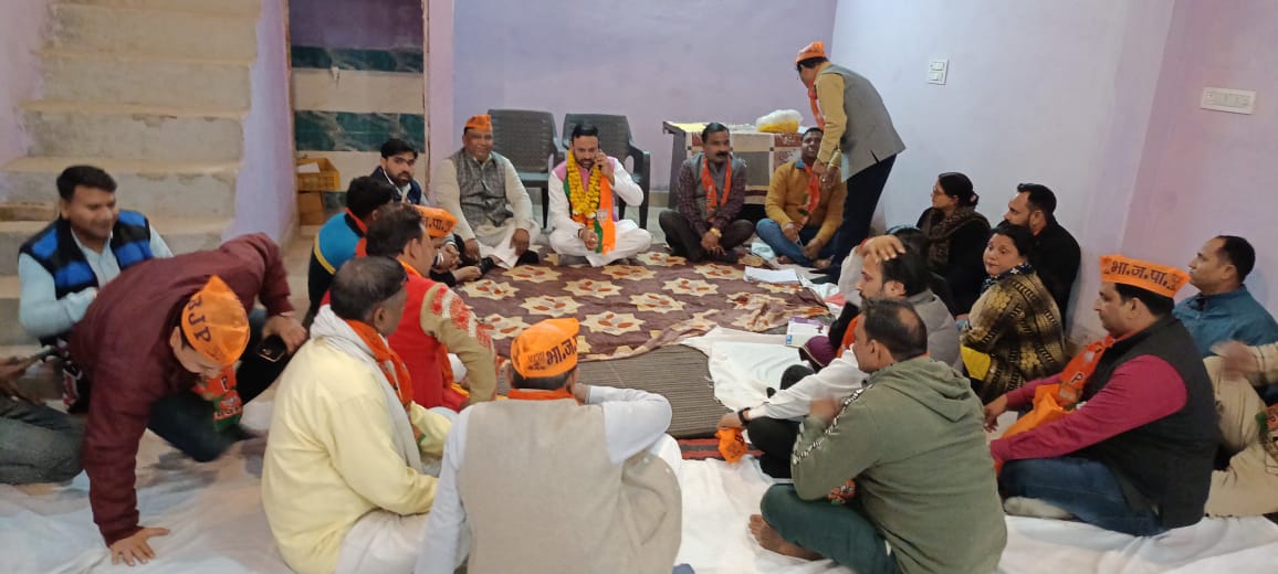 ihbtweets's tweet photo. गांव चलो अभियान
आगरा महानगर अध्यक्ष माननीय भानू महाजन जी @BJP4BHANU  के नेतृत्व में वार्ड 93 दयालबाग मंडल मे किया गया।
@narendramodi @JPNadda @AmitShahOffice @myogiadityanath @Bhupendraupbjp @BJP4BHANU @SheluPanditBjym https://t.co/OFZh3knK2L