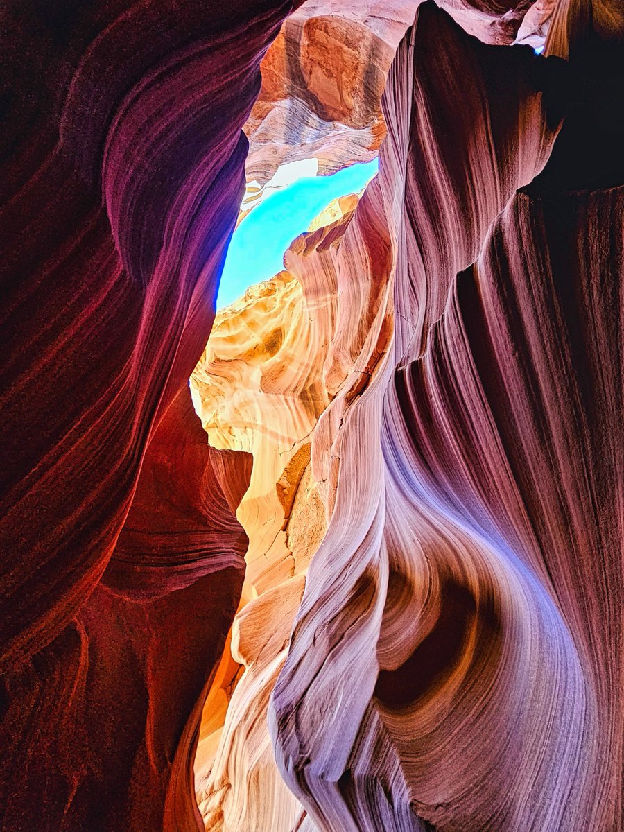 DrSusanOMalley's tweet image. Post a picture you'd be proud to frame!
Antelope Canyon, AZ #FrameItFriday
