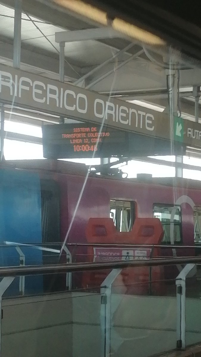 ferjavoha's tweet photo. @MetroCDMX Pero ya funciona de manera normal dicen https://t.co/z1myB0n8bN